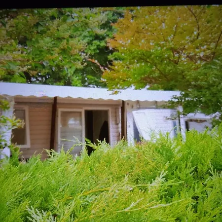 Mobil-home 6 Places * Aureilhan (Landes)